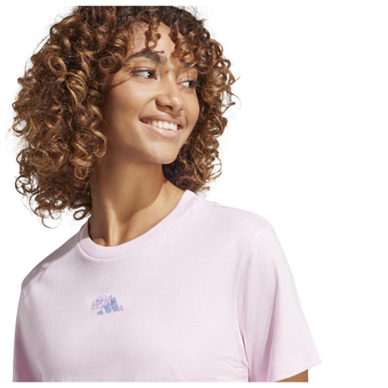 Adidas Γυναικεία κοντομάνικη μπλούζα Lounge Mini Graphic Tee Adidas Γυναικεία κοντομάνικη μπλούζα Lounge Mini Graphic Tee